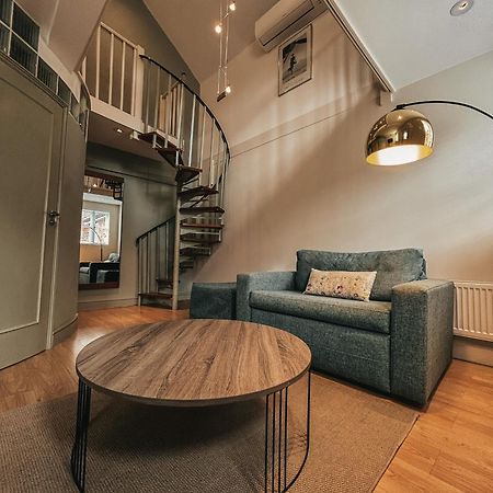 The Bell Inn Hotel Horndon-on-the-Hill Экстерьер фото