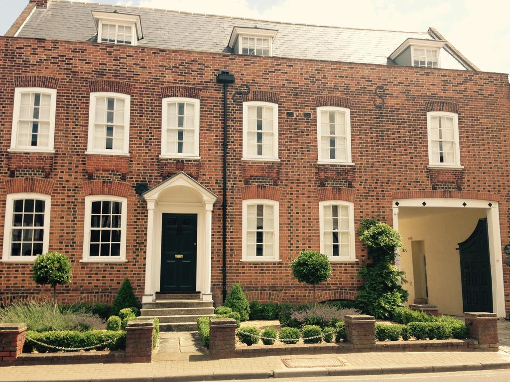 The Bell Inn Hotel Horndon-on-the-Hill Экстерьер фото